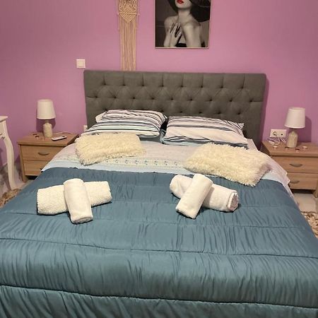 Home Nadia Corinth ภายนอก รูปภาพ